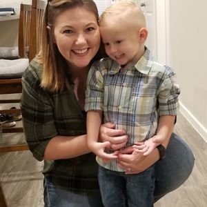 Meet your Posher, Elaine